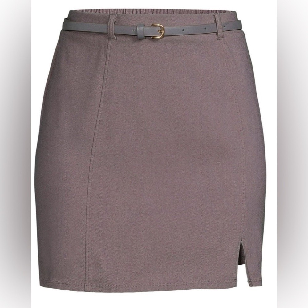 Juniors Millennium Skirt with Skinny Belt